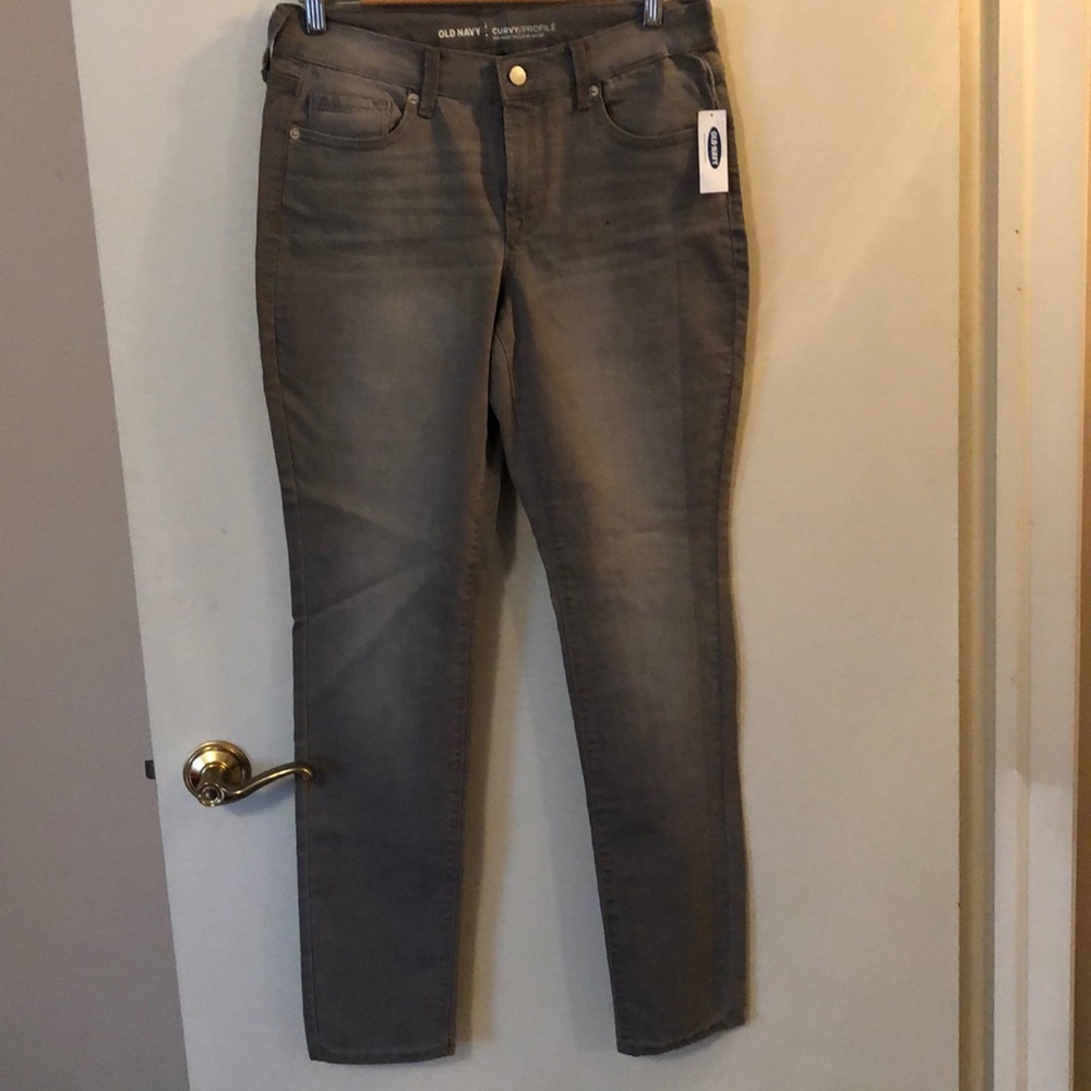 Old navy jeans - Curvy Profile